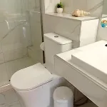 Eleni's קאטליוס