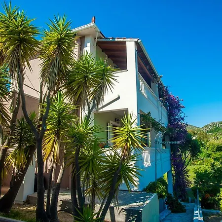 Apartman Eleni's *