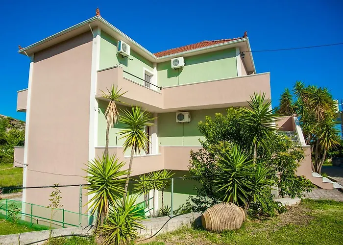 Eleni's Lägenhet Kateleios