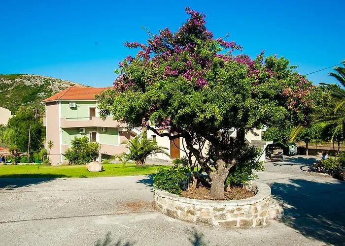 Lägenhet Eleni's Kateleios